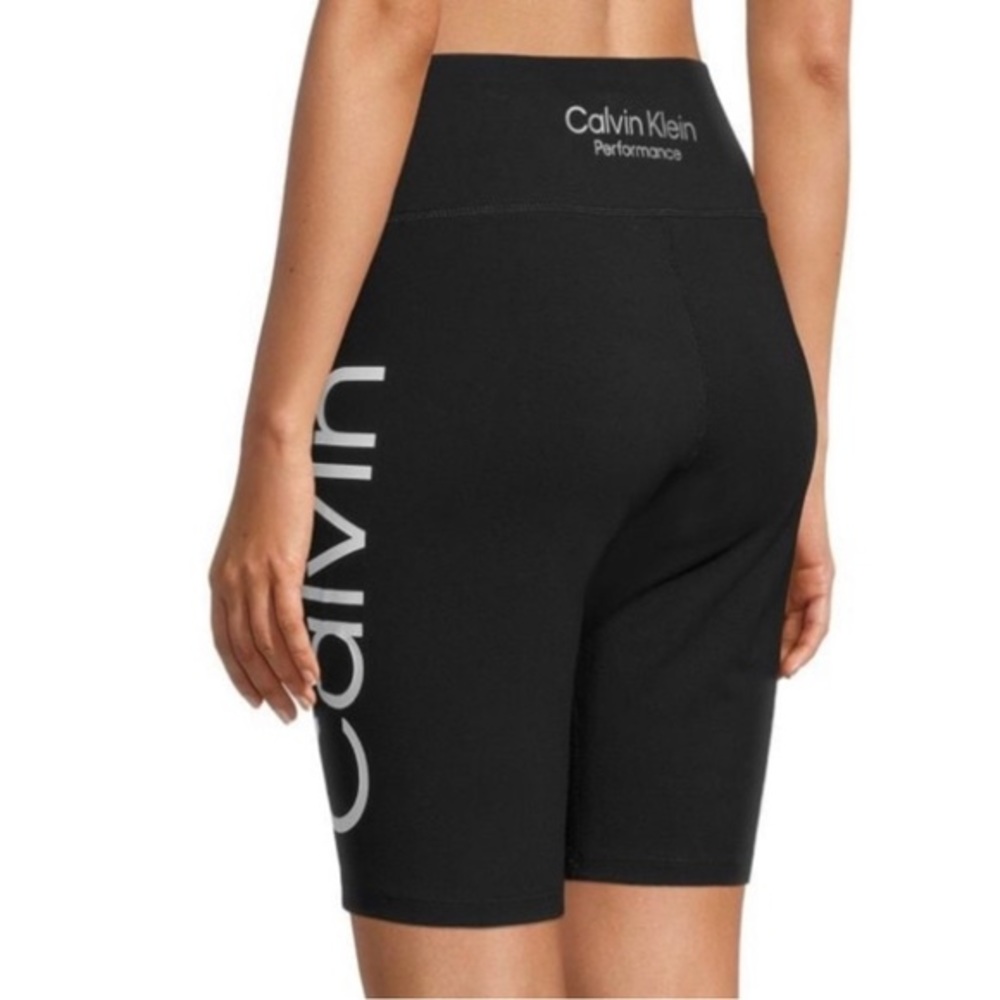 BNWT CALVIN KLEIN || Woman’s performance high waisted Biker Shorts size XLarge